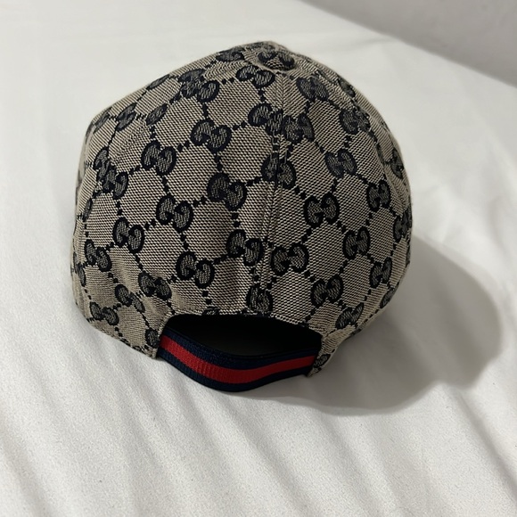 Gucci cap, worn few times, like new - Picture 4 of 4
